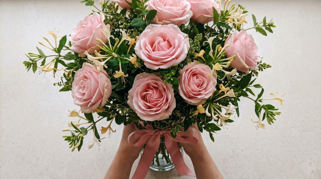 June Birth Flowers: Meaning, Symbolism, and Perfect Bouquet Ideas for June Birthdays