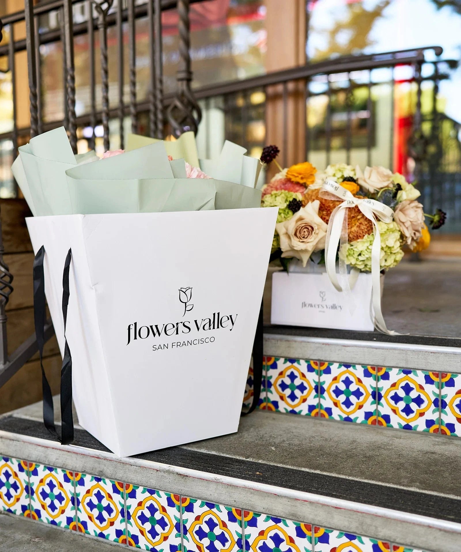 Premium packaging for flowers including bouquets, and flower arrangements in vases and boxes