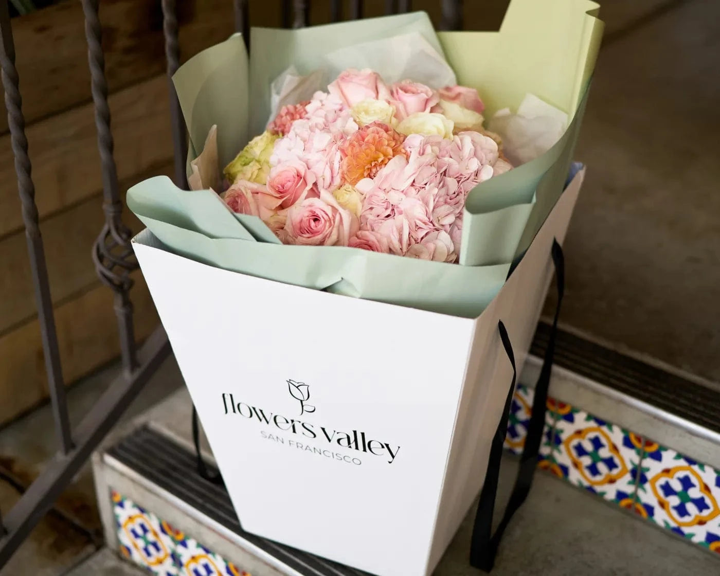 Luxury pink and white bouquet with roses and dahlias in Flowers Valley signature bag – same-day flower delivery in Santa Clara County